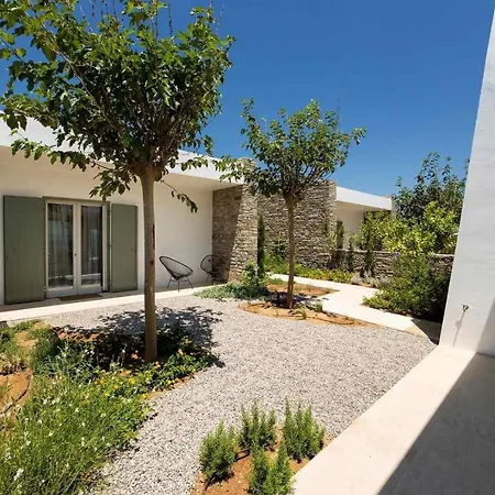 Paros Sleeps 8 Pool Air Con Wifi T714112 Villa